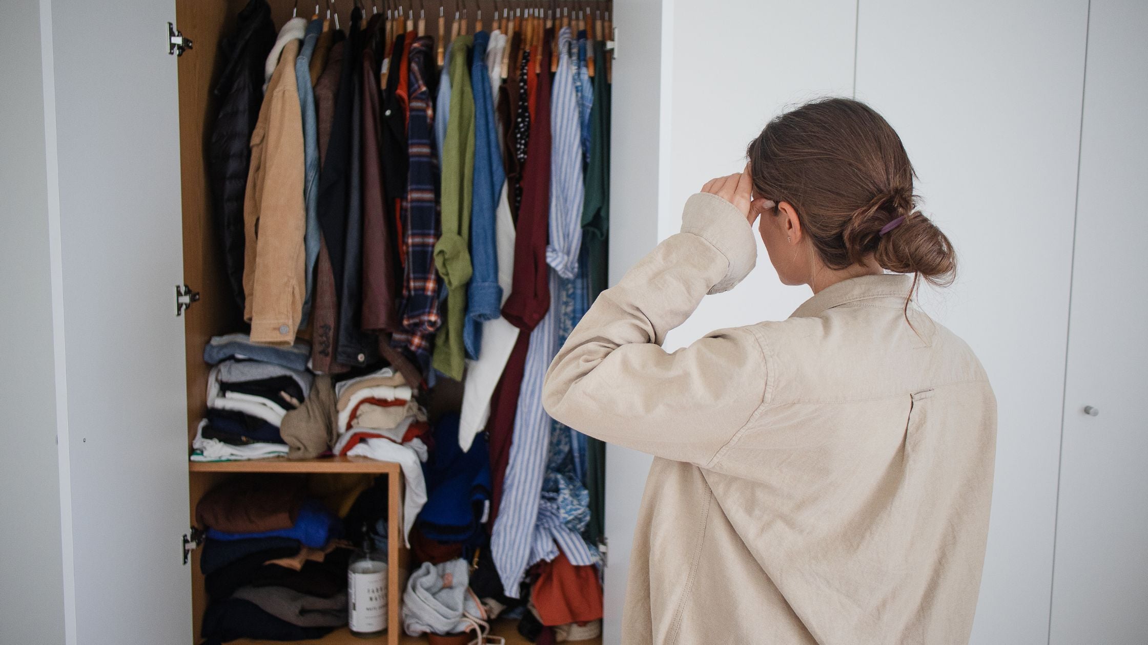 5 einfache Schritte für einen nachhaltigeren Kleiderschrank